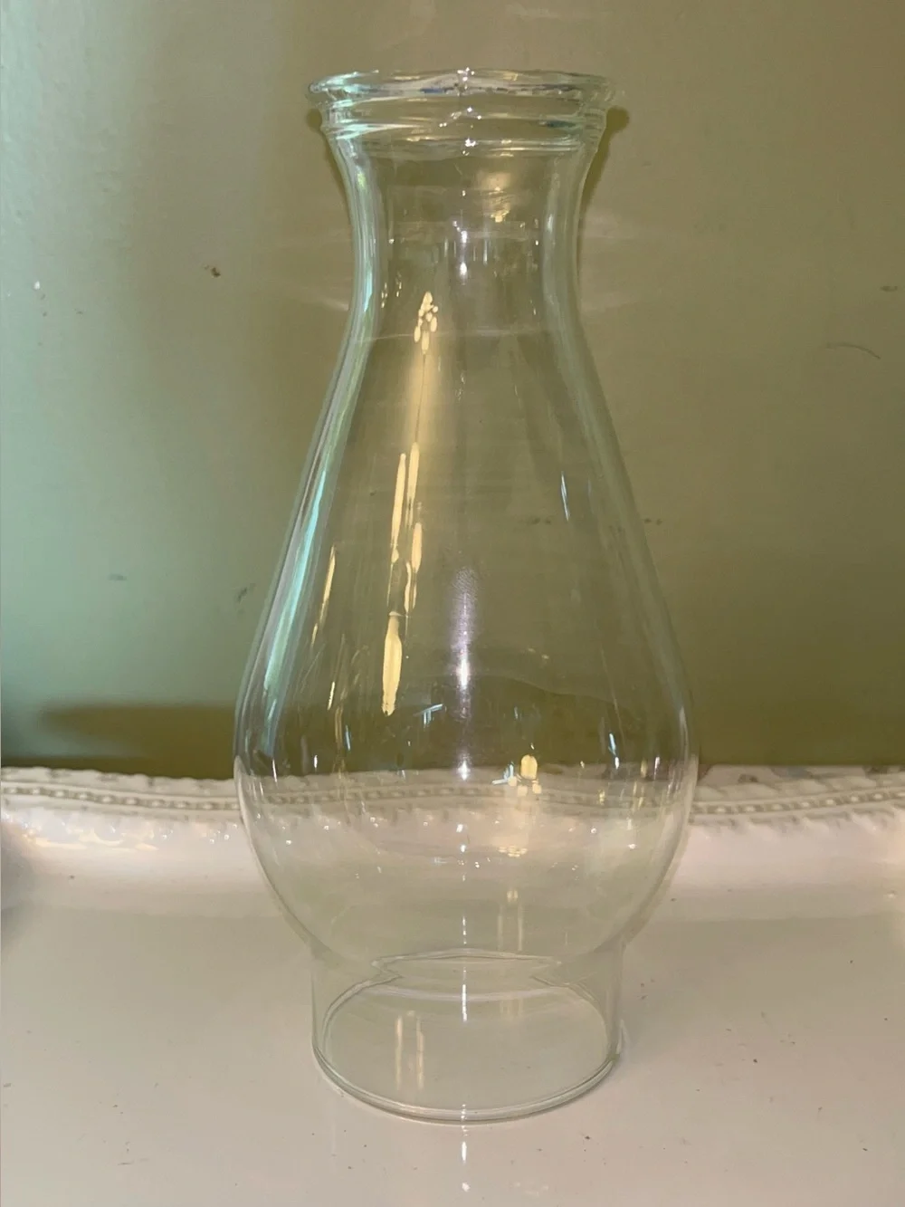 Inner Beaded-top Cleat Glass Hurricane Lamp Chimney Shade 8.5in Tall